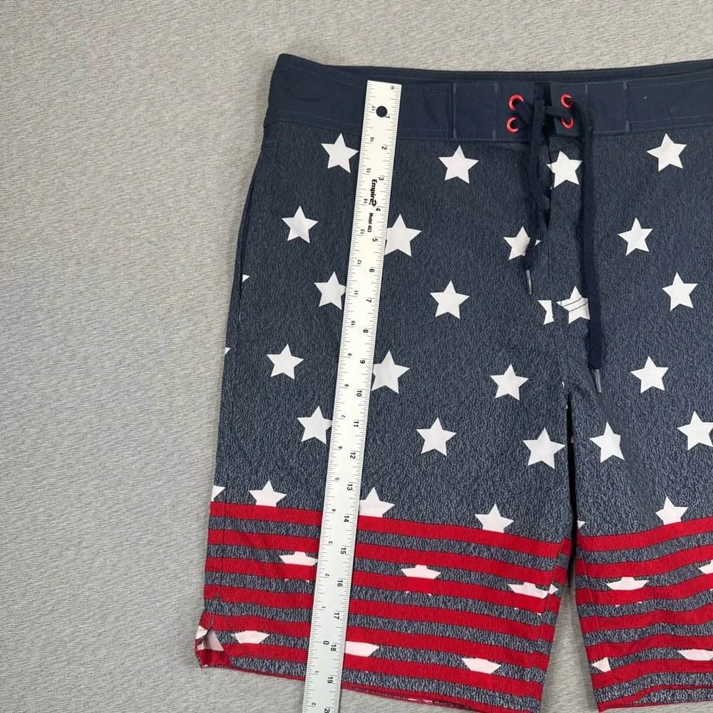 Travis Mathew Board Shorts Men 34 Stars and Stripes Navy Red White USA Patriotic